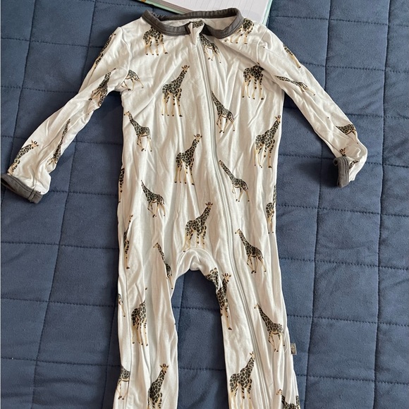 Kyte BABY One Pieces Kyte Baby Giraffe Romper 218 New Poshmark